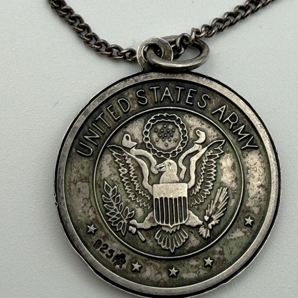 United States Army Coin Pendant Necklace - Silver 925